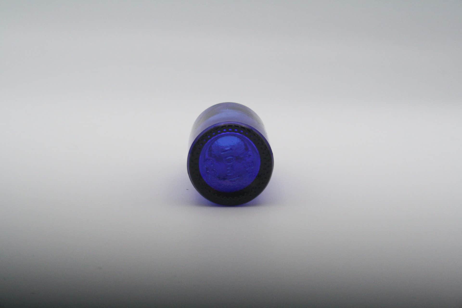 Blauglasflasche 10ml liegend von unten