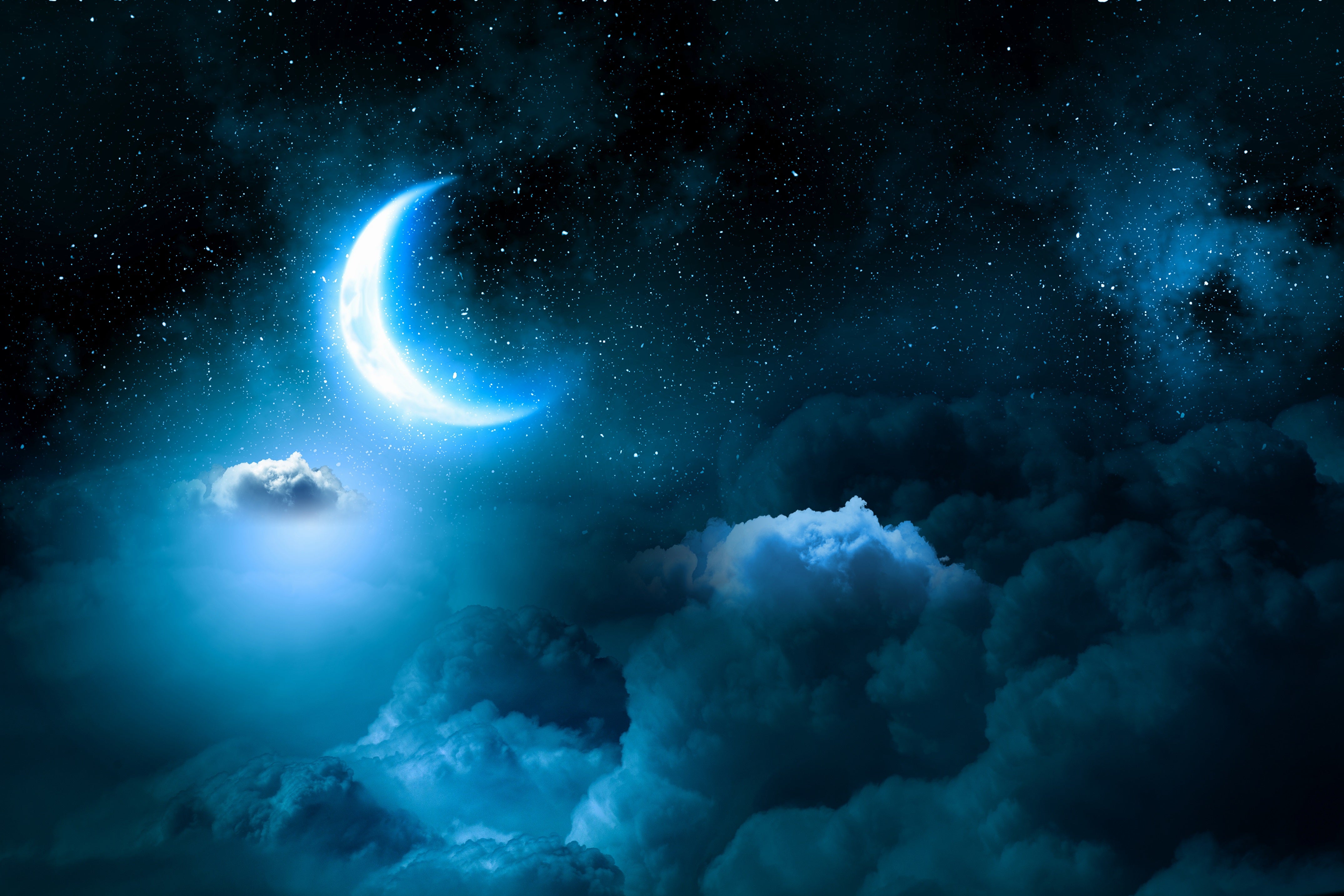 Sanfte Nachtstimmung mit leuchtendem Mond & Sternenhimmel – Inspiration für die GUTE NACHT Duftmischung von ESSENCE-ORIGINALS